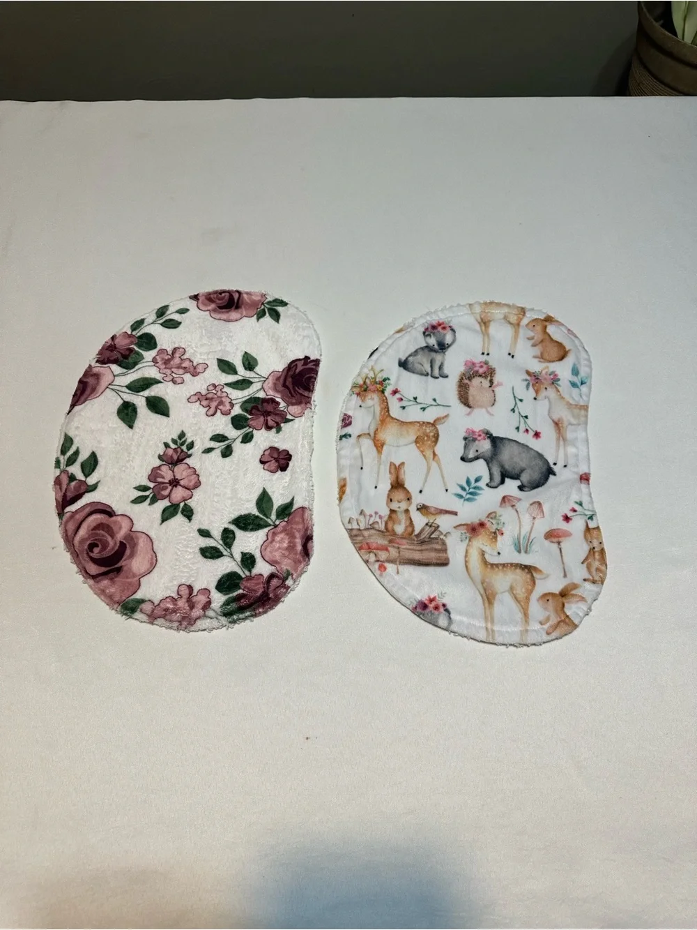 Woodland Floral Forest minky taggie & Burp Cloth Set - Pink, Cream & Burgundy